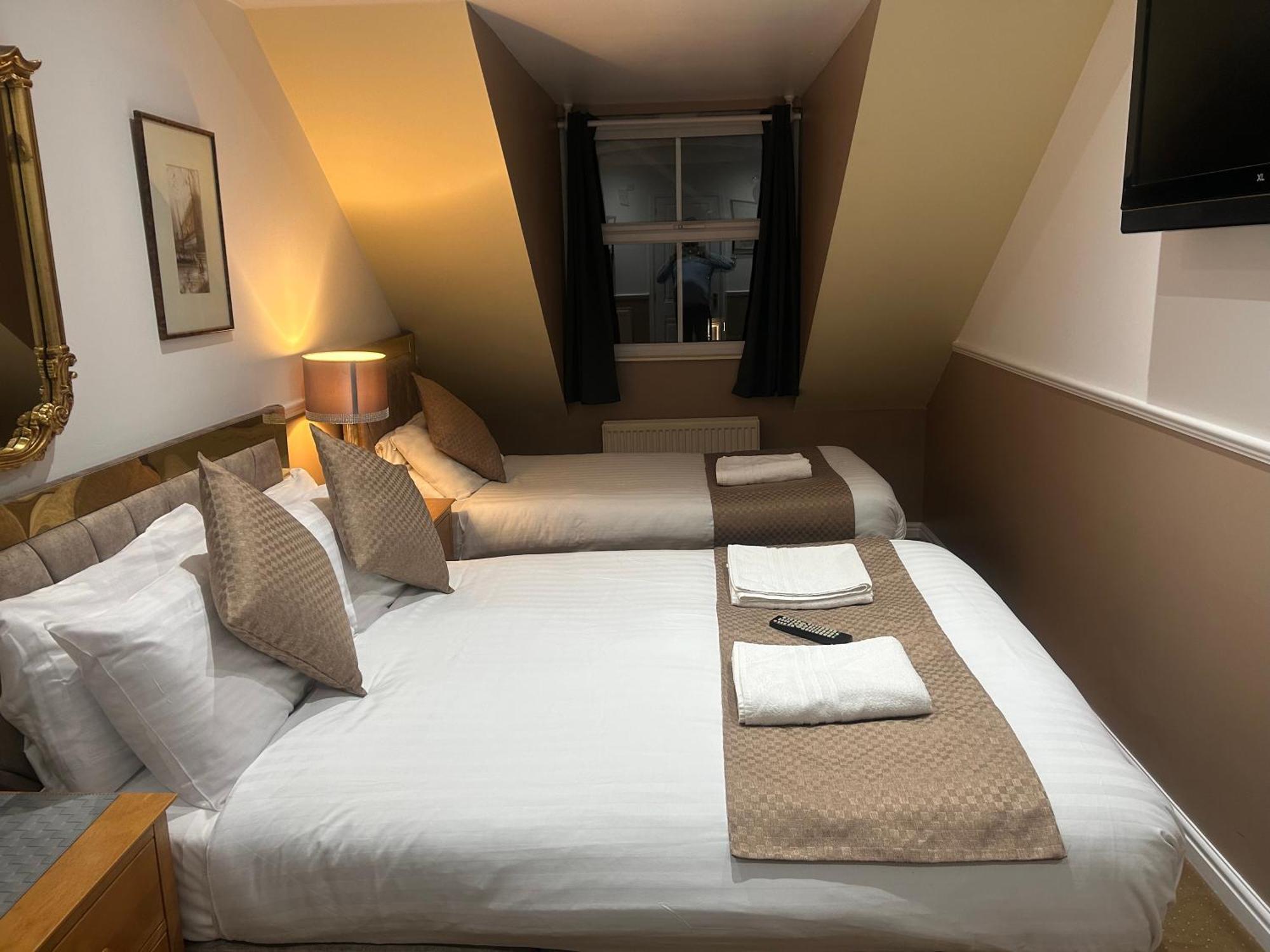 Arden Guest House B&B - Nec Birmingham - Birmingham Airport Bickenhill Extérieur photo
