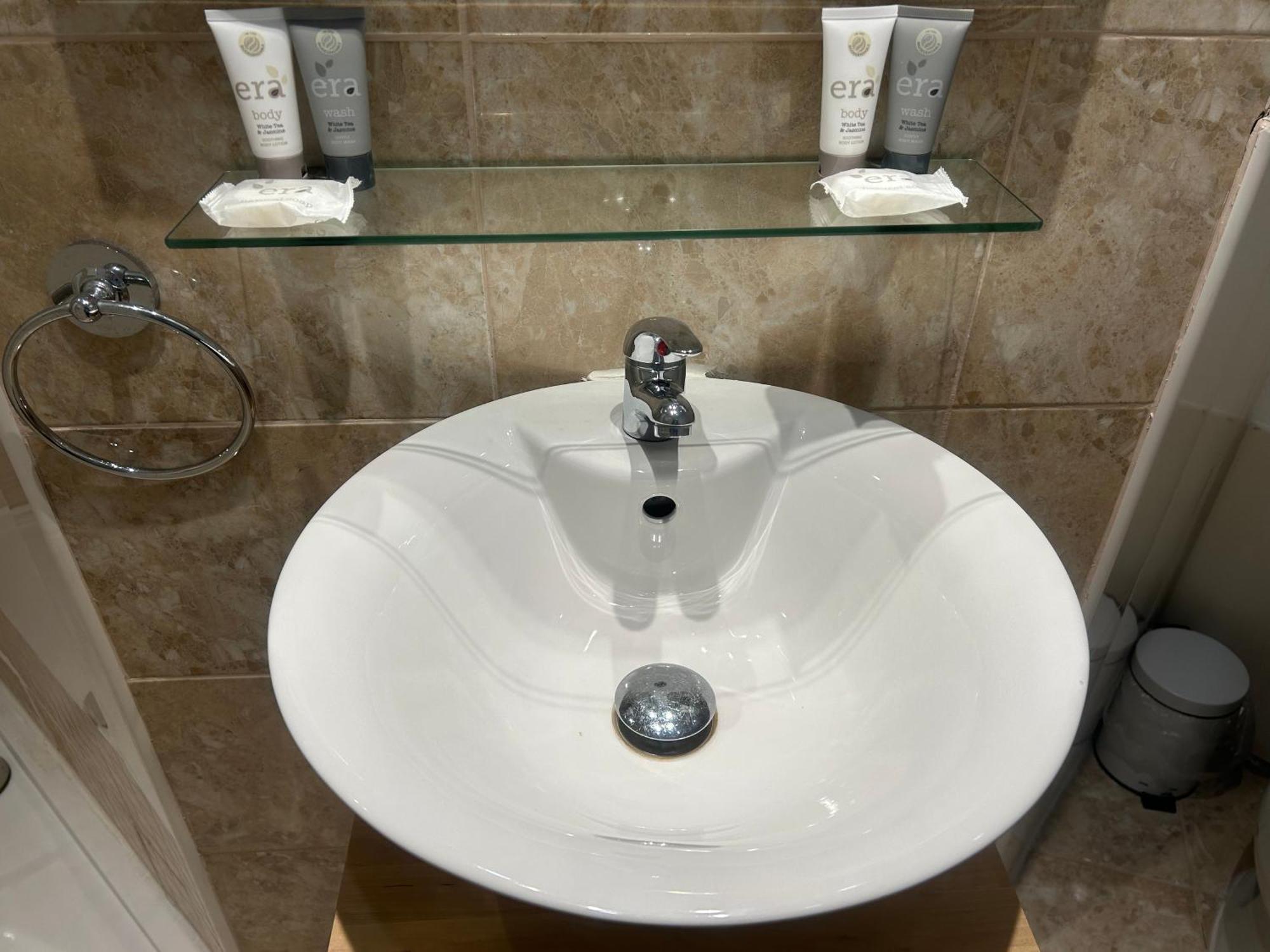 Arden Guest House B&B - Nec Birmingham - Birmingham Airport Bickenhill Extérieur photo