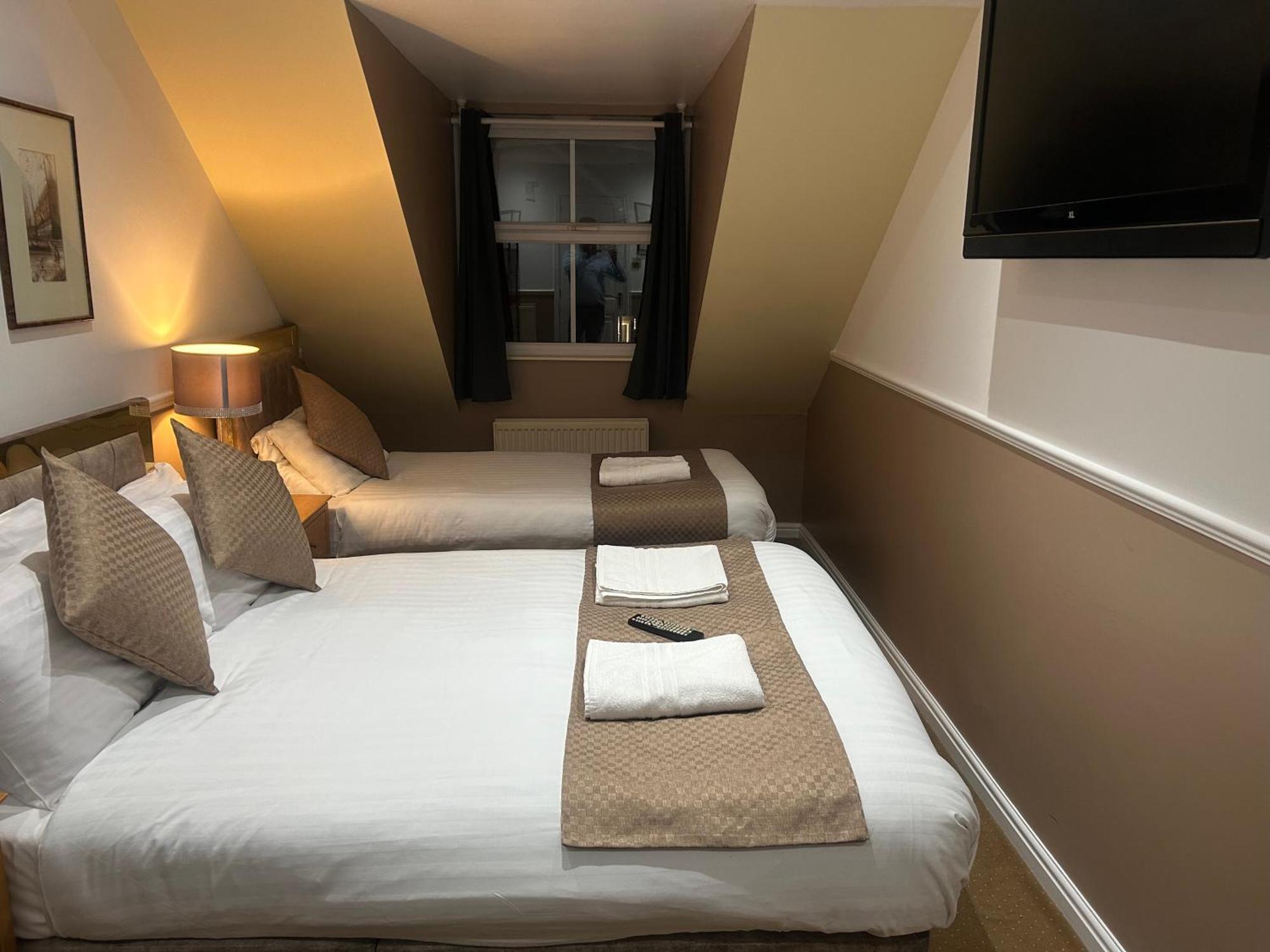 Arden Guest House B&B - Nec Birmingham - Birmingham Airport Bickenhill Extérieur photo